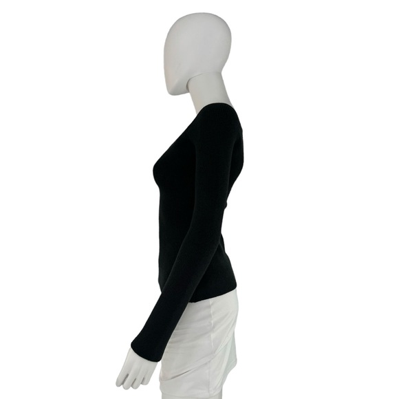 Tuckernuck NEW Black Knit Nicola Compression Off the Shoulder V Neck Top Size L - Picture 8 of 9